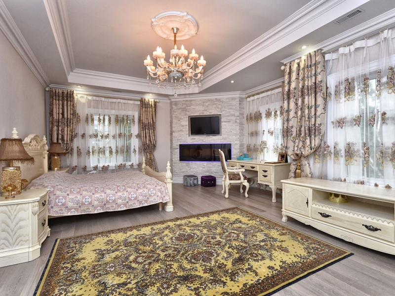 stylish-bedroom-custom-home